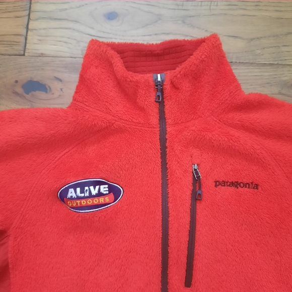 Patagonia Full Zip Red Fleece Sweater - Picture 2 of 16